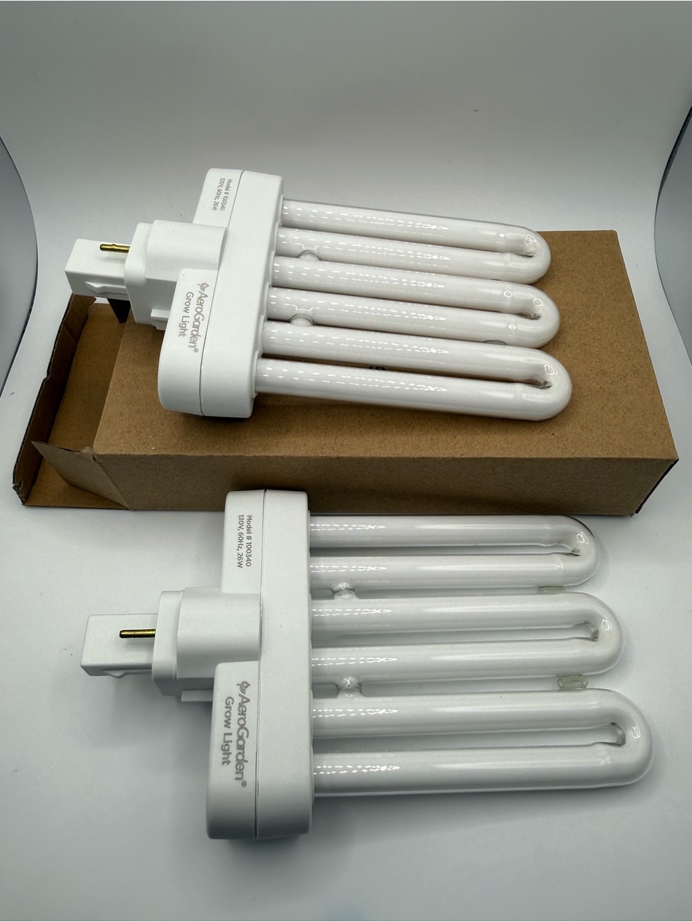AeroGarden Grow Lights - NIB - Picture 2 of 2
